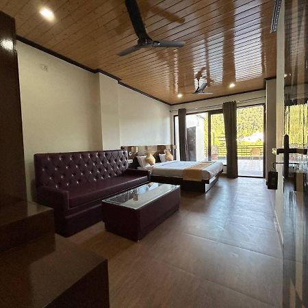 Hotel 7 Heavens Mussoorie Zewnętrze zdjęcie