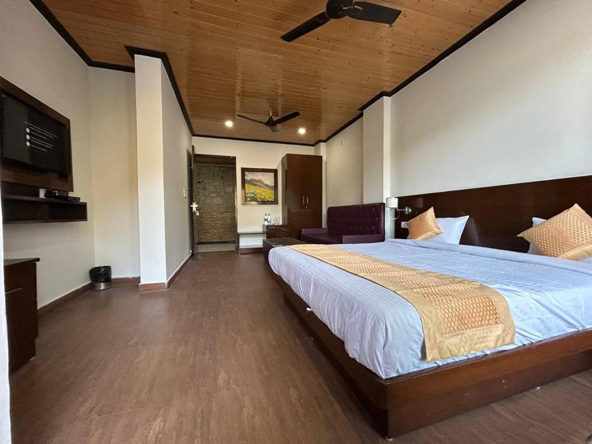 Hotel 7 Heavens Mussoorie Zewnętrze zdjęcie