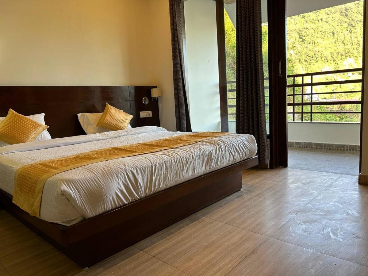 Hotel 7 Heavens Mussoorie Zewnętrze zdjęcie