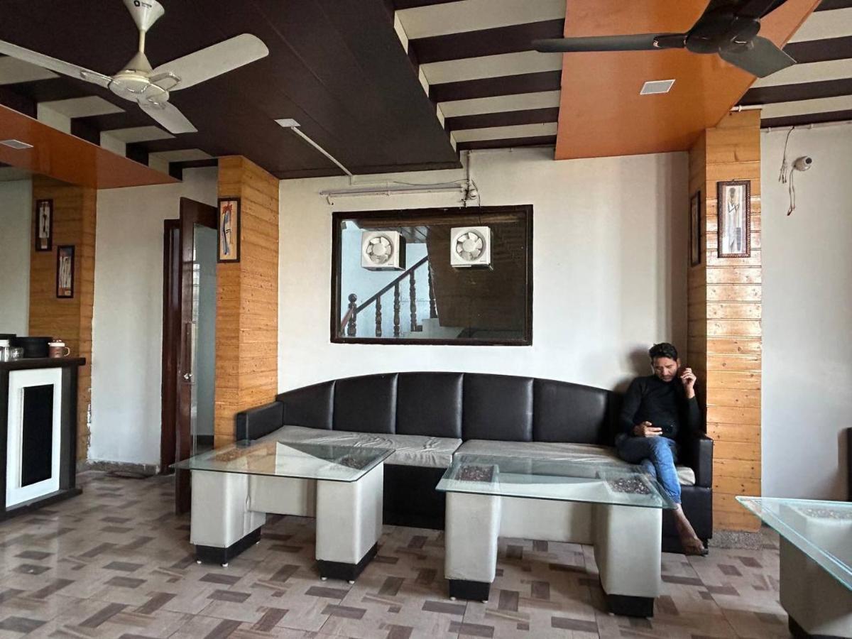Hotel 7 Heavens Mussoorie Zewnętrze zdjęcie